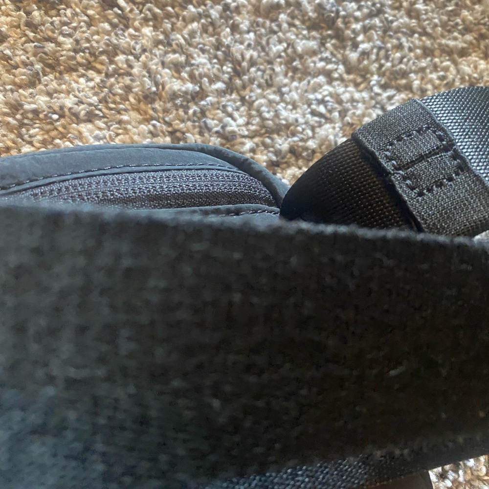 lululemon x Disney athletica Black Belt Bag with Red Mickey Outline - Picture 4 of 4